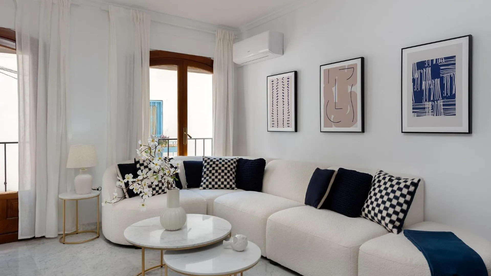 Encantadora Casa En El Casco Antiguo De Marbella
