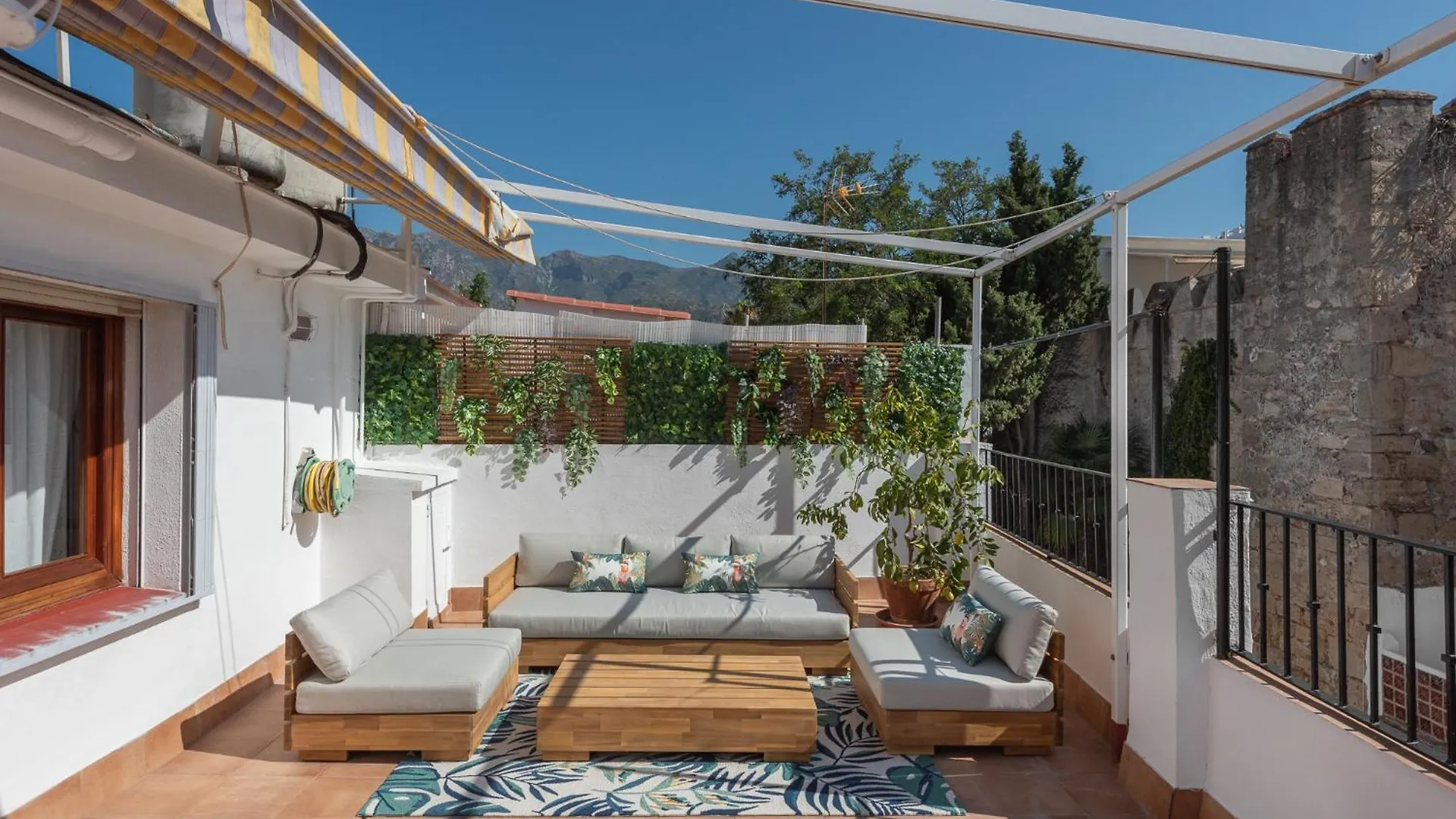 Encantadora Casa En El Casco Antiguo De Marbella